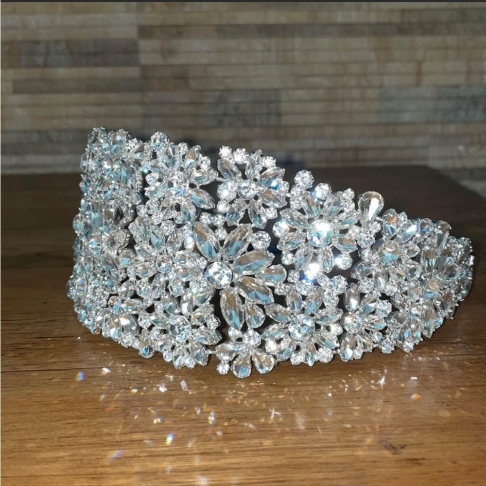 Bridal headpiece